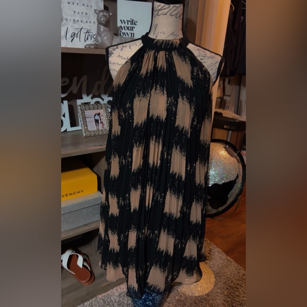 XX1 DRESS
